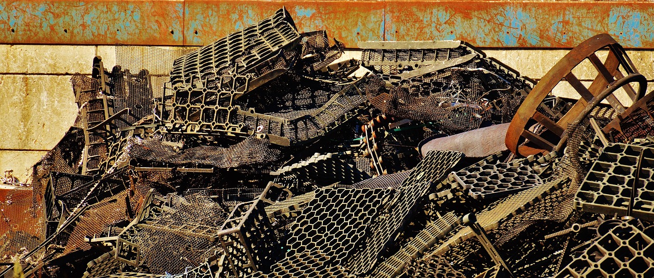 Pile of rusty scrap metal at a recycling business
