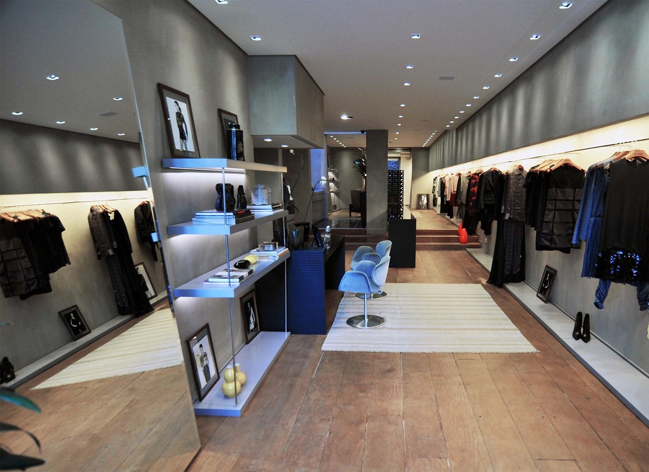 Intérieur d’une boutique de vêtements